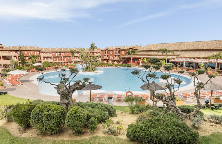 Swimming pools - 1