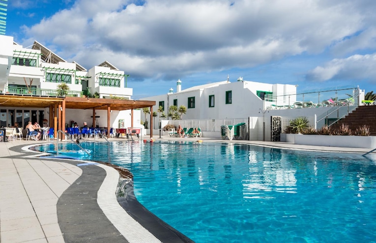 Swimming pools - 1