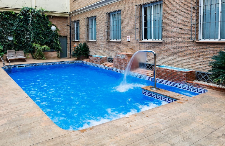 Swimming pools - 3