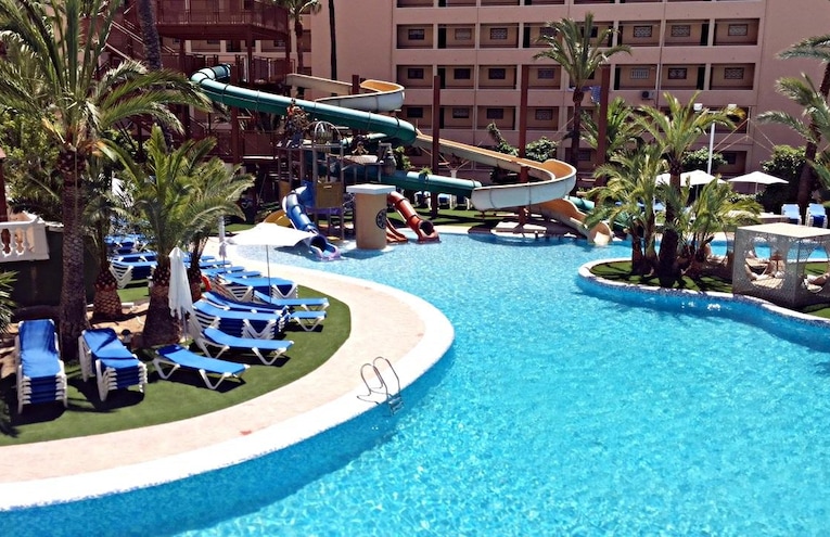 Swimming pools - 4