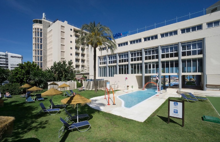 Swimming pools - 2
