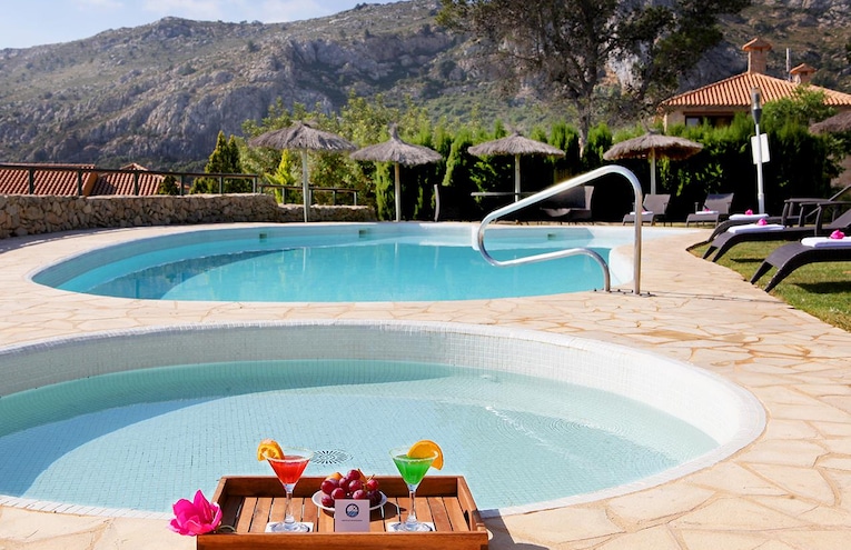 Swimming pools - 2