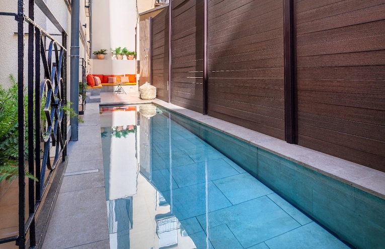 Swimming pools - 1