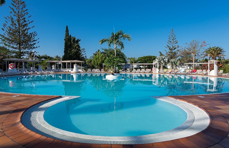 Swimming pools - 1