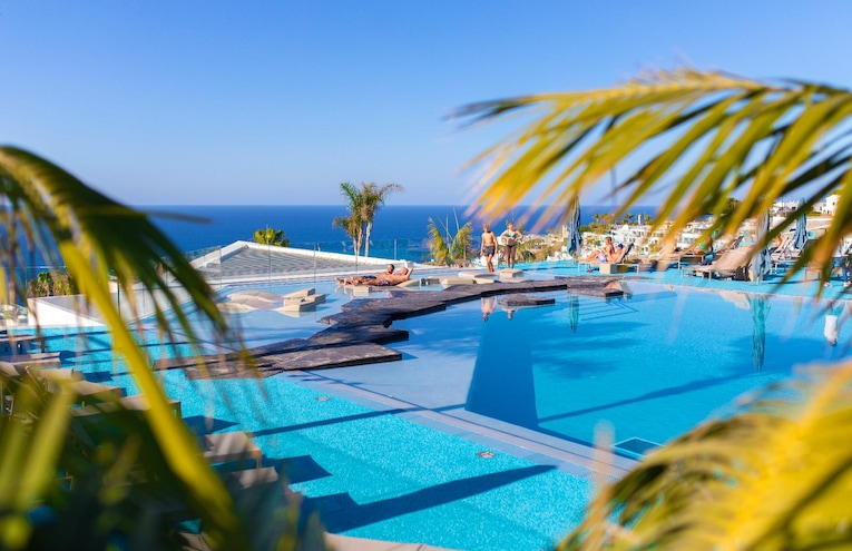 Swimming pools - 1