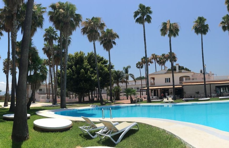 Swimming pools - 2