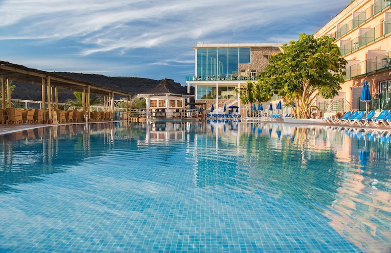 Swimming pools - 4