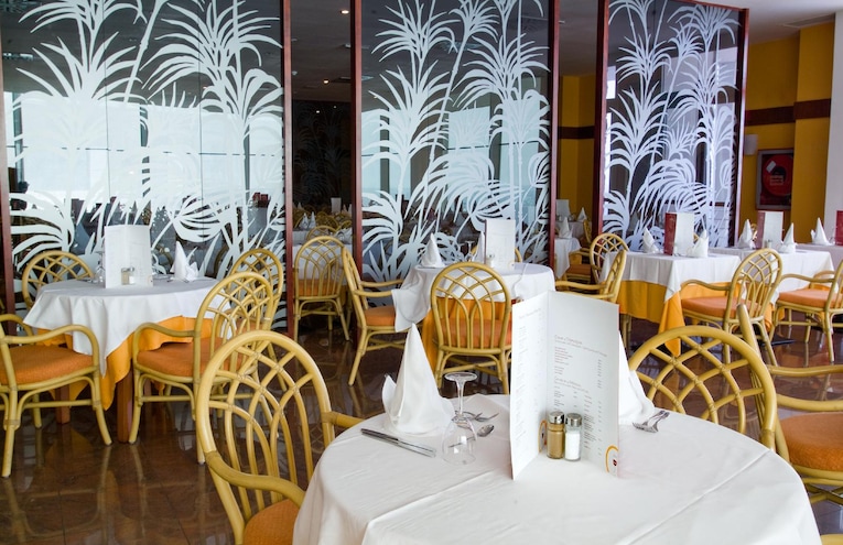 Restaurants - 4