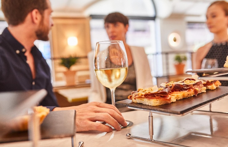 Restaurants - 9