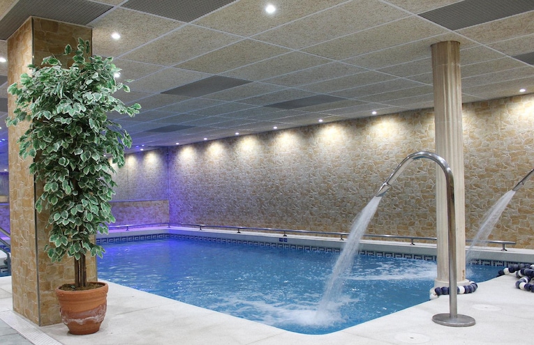 Swimming pools - 3