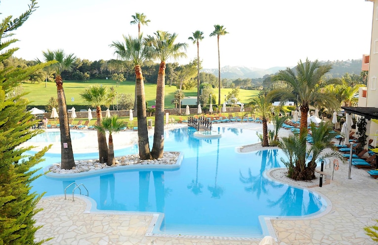 Swimming pools - 4