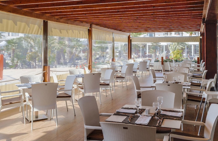 Restaurants - 7
