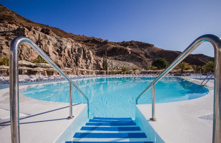 Swimming pools - 2