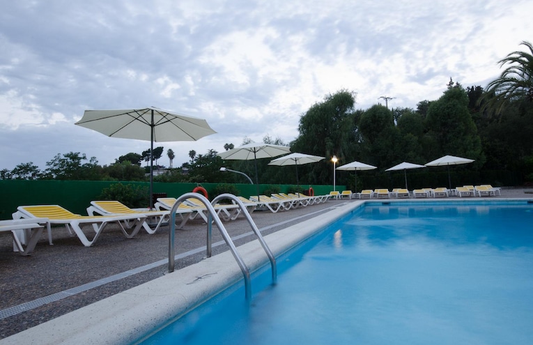 Swimming pools - 1
