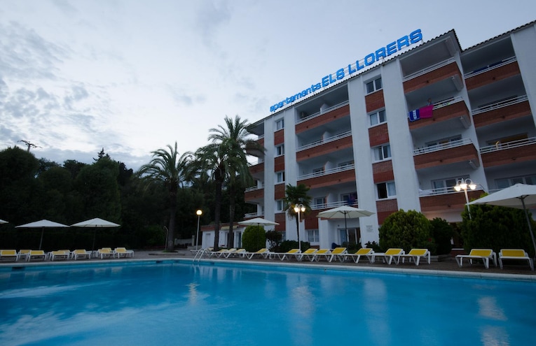 Swimming pools - 2