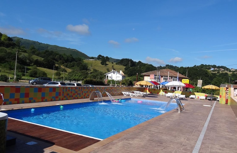 Swimming pools - 3