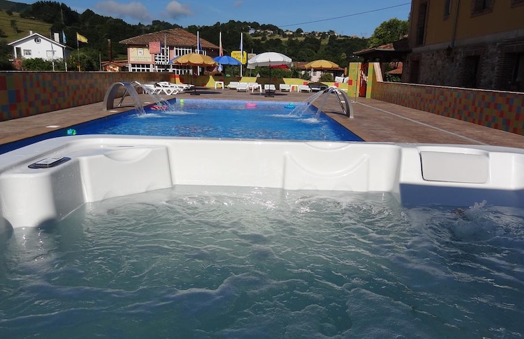Swimming pools - 4