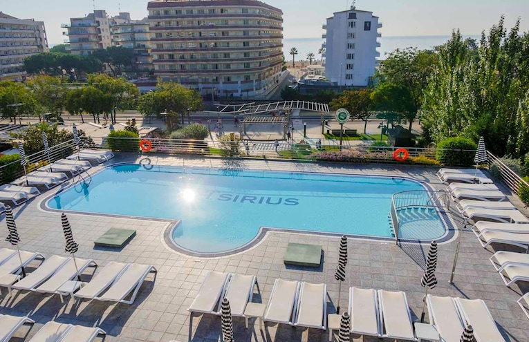 Swimming pools - 4