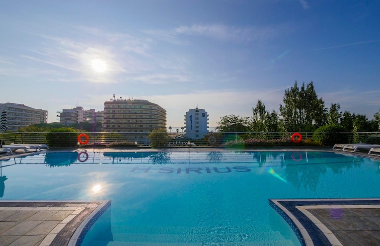 Swimming pools - 1