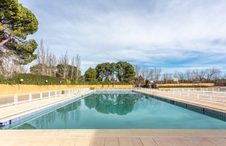 Swimming pools - 2