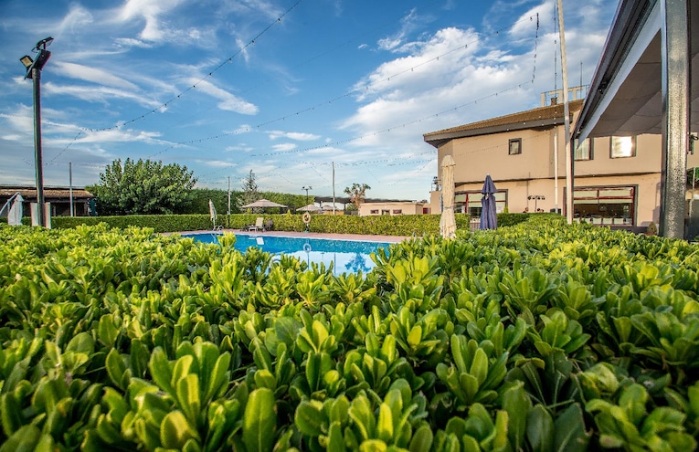 Swimming pools - 1
