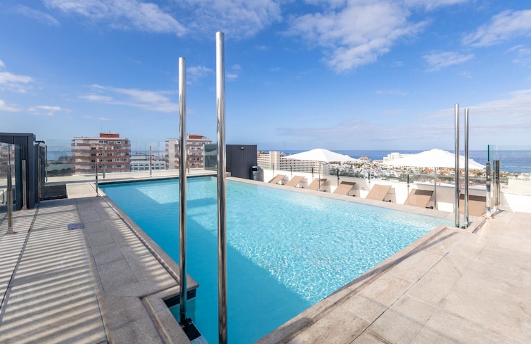 Swimming pools - 1