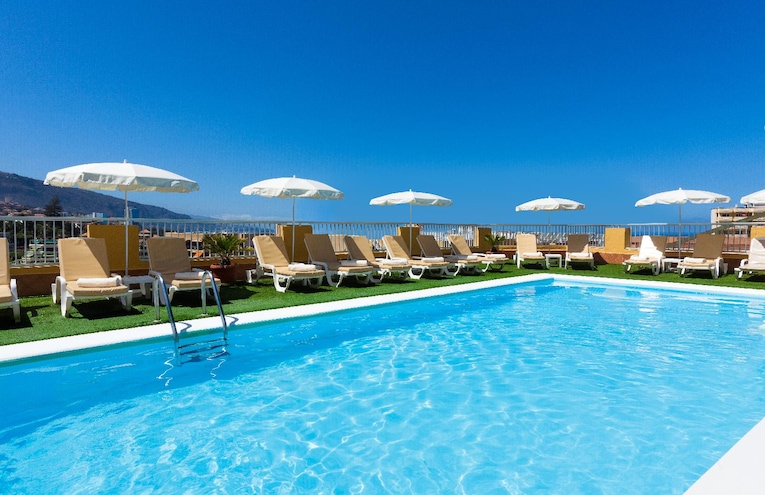 Swimming pools - 2