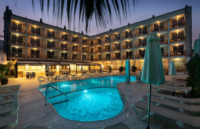 Swimming pools - 2