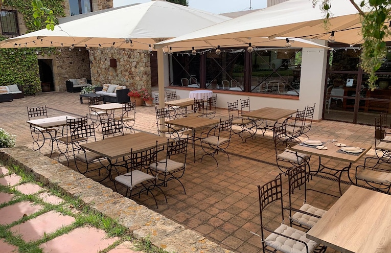 Restaurants - 4