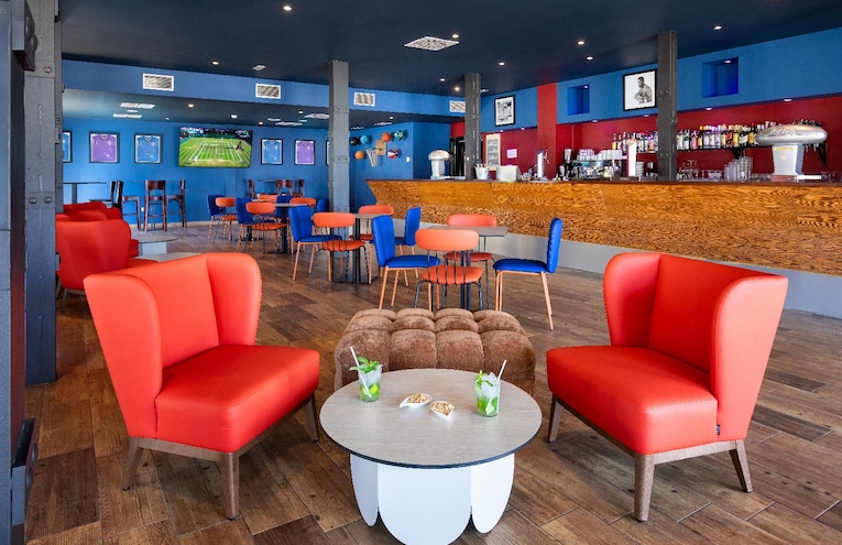 Restaurants - 4