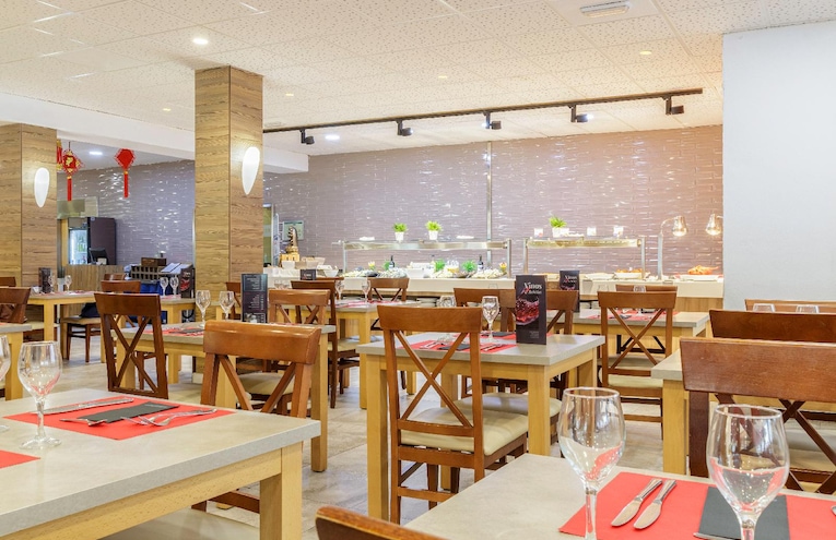 Restaurants - 3