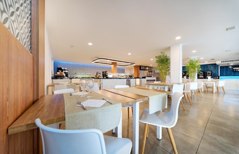 Restaurants - 3