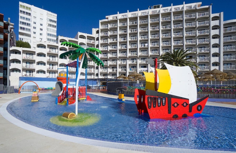Swimming pools - 1