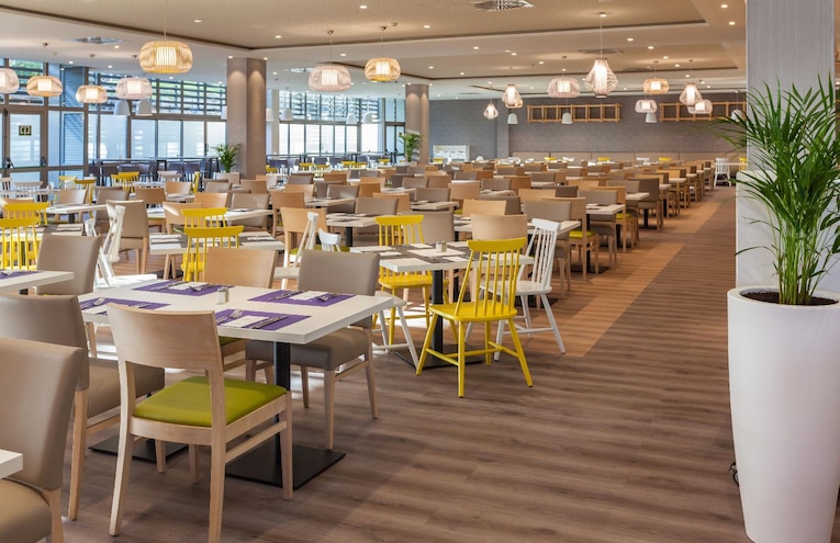 Restaurants - 4