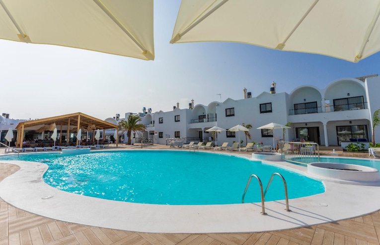 Swimming pools - 2