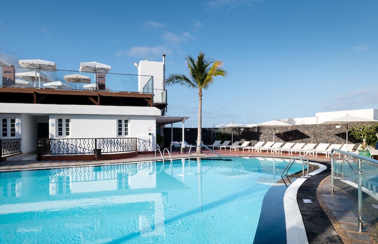 Swimming pools - 1