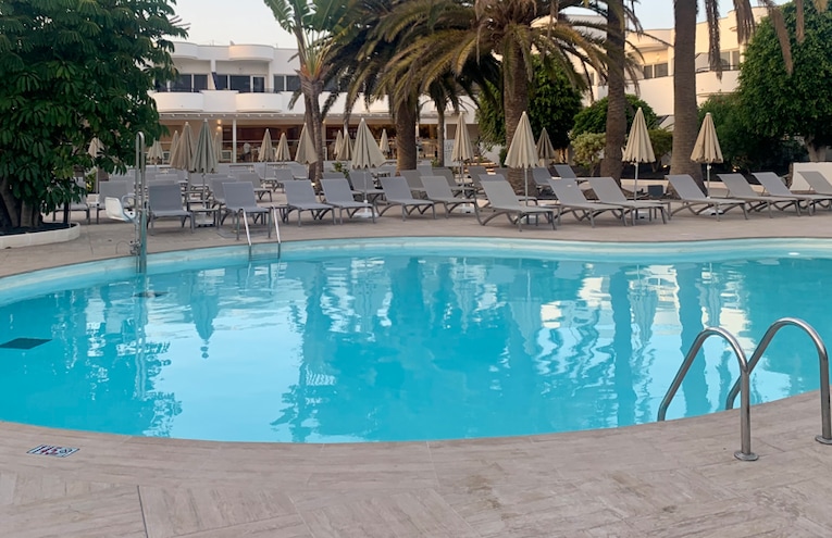 Swimming pools - 4