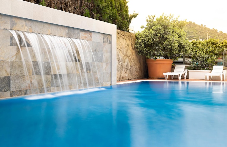 Swimming pools - 2