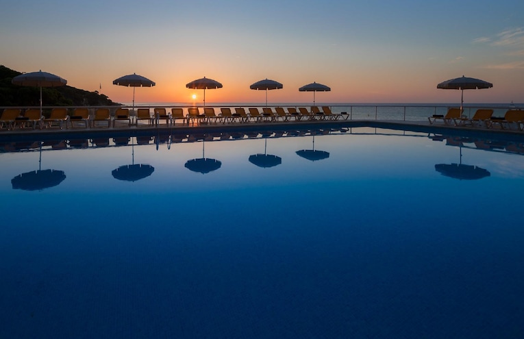 Swimming pools - 4