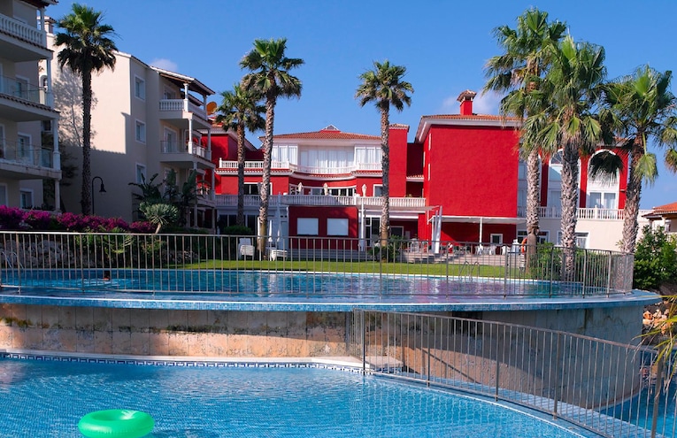 Swimming pools - 3