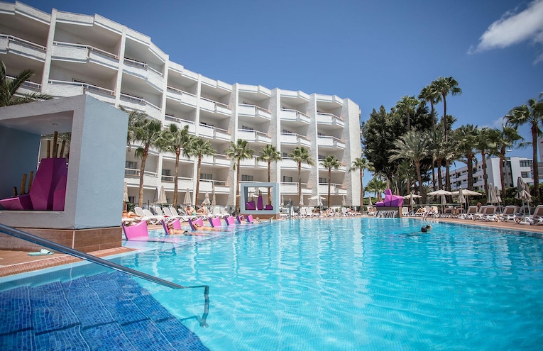 Swimming pools - 1