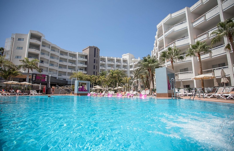 Swimming pools - 2