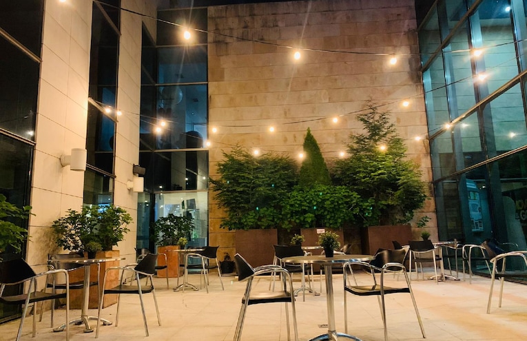 Restaurants - 1