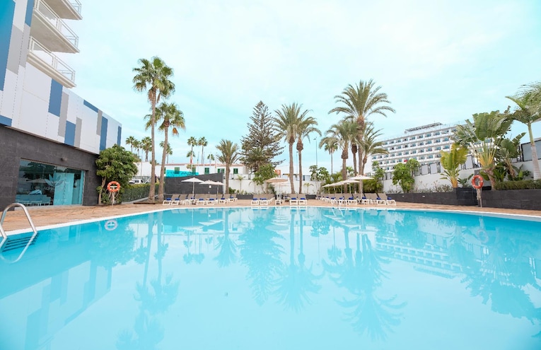 Swimming pools - 1