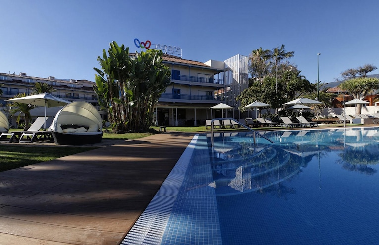 Swimming pools - 8