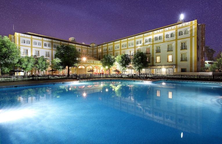Swimming pools - 2