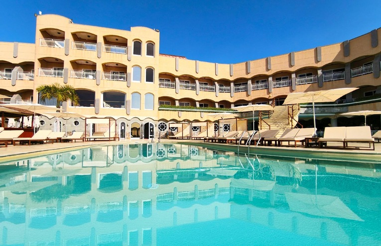 Swimming pools - 4