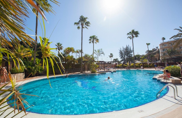 Swimming pools - 1