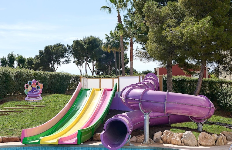 Swimming pools - 1