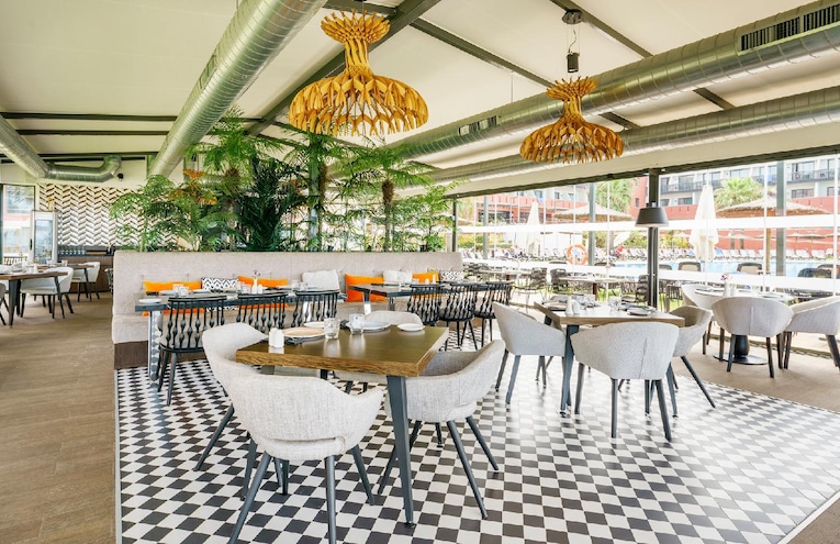 Restaurants - 3